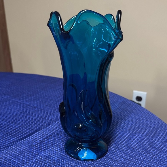 Fenton Teal Blue Waterlily Glass Vase 9” tall